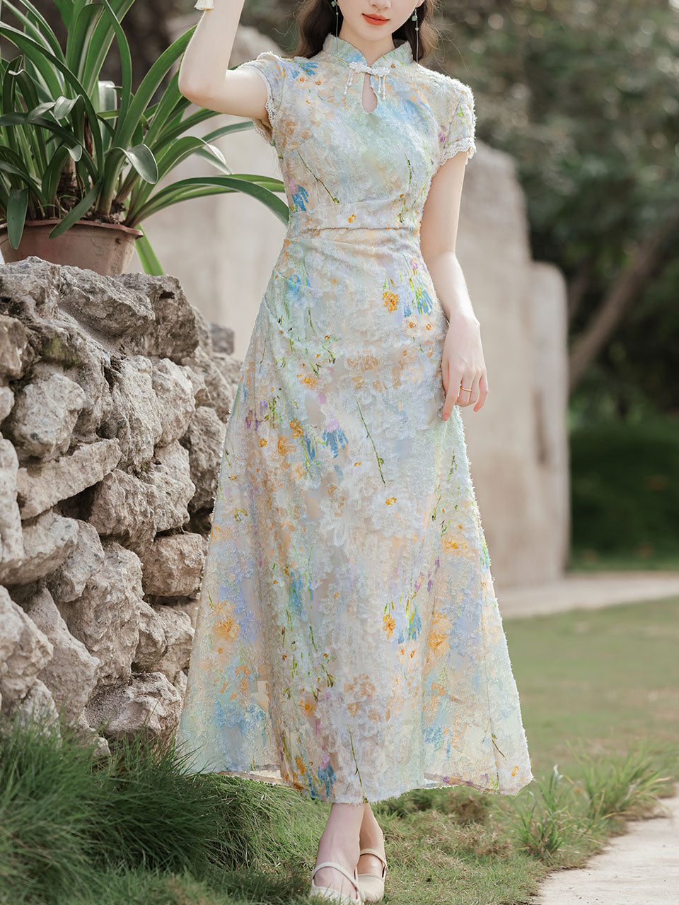 Light Green Burnout Print Cap Sleeve Cheongsam Dress